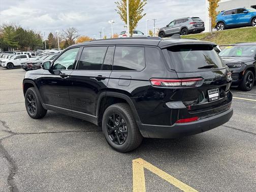 2025 Jeep Grand Cherokee L Altitude