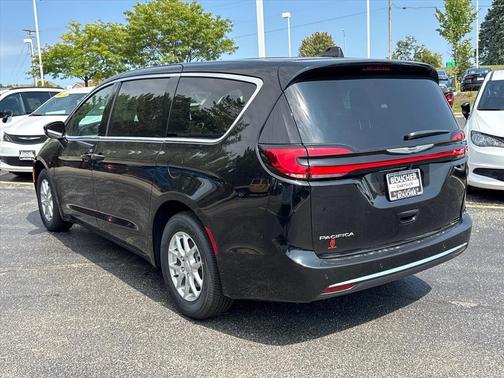 2026 Chrysler Pacifica L