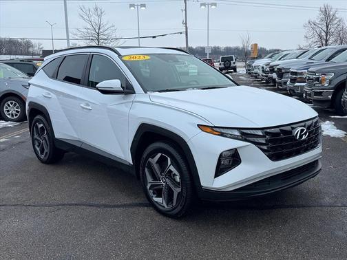 2023 Hyundai TUCSON SEL