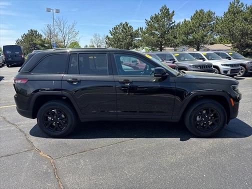 2025 Jeep Grand Cherokee Altitude