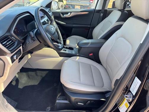 2021 Ford Escape Titanium