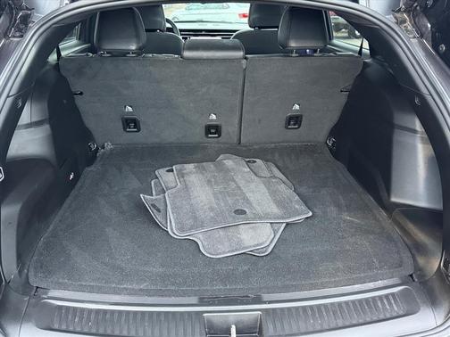 2024 Jeep Wagoneer S Launch Edition