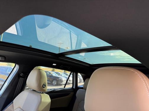 2026 Volkswagen Atlas Cross Sport 2.0T SE w/Technology 4MOTION