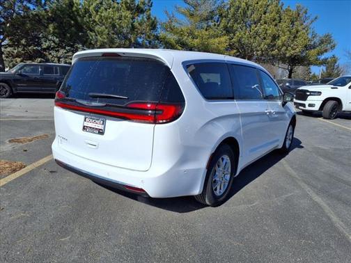 2025 Chrysler Pacifica L