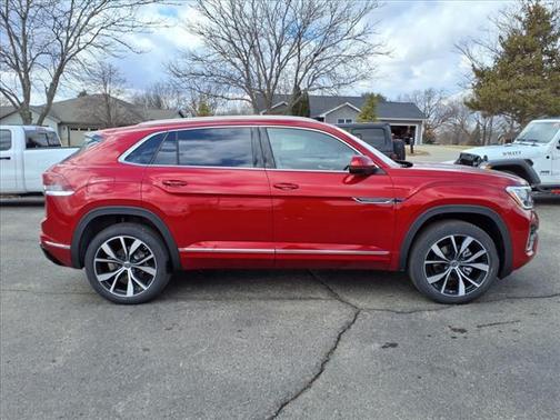 2025 Volkswagen Atlas Cross Sport 2.0T SEL Premium