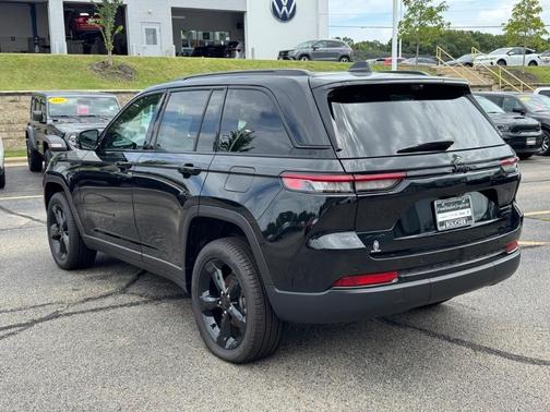 2025 Jeep Grand Cherokee Limited X