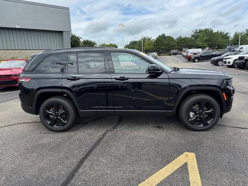 2025 Jeep Grand Cherokee Limited X