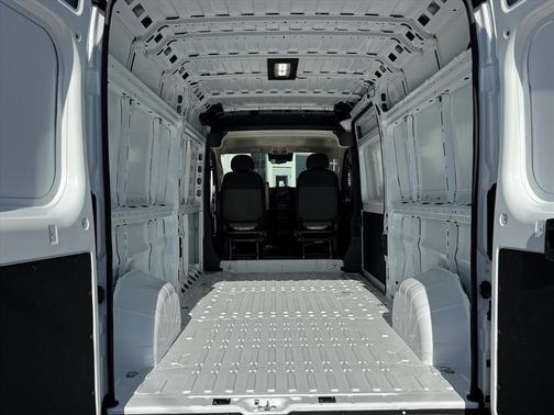 2026 RAM ProMaster 2500 Tradesman