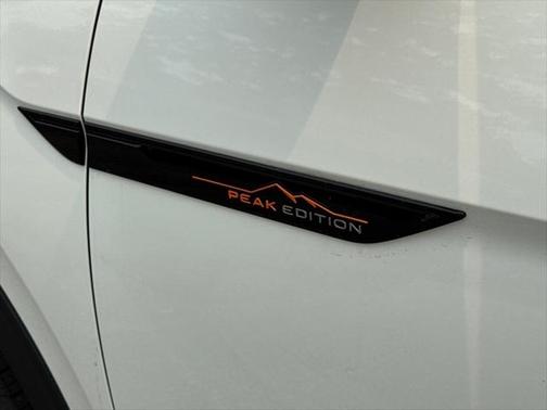 2025 Volkswagen Atlas 2.0T Peak Edition