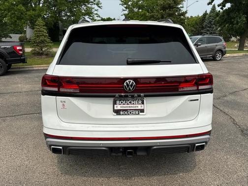 2025 Volkswagen Atlas 2.0T Peak Edition
