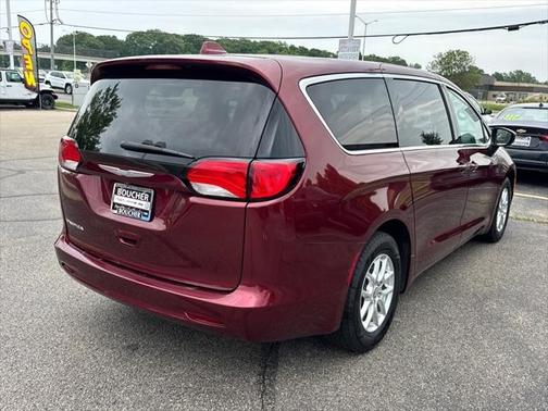 2017 Chrysler Pacifica Touring