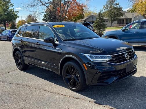 2024 Volkswagen Tiguan 2.0T SE R-Line Black 4MOTION
