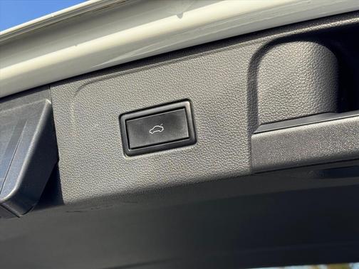 2019 Volkswagen Atlas 3.6L SE w/Technology