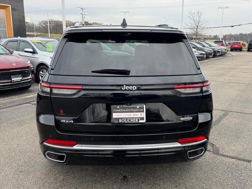 2023 Jeep Grand Cherokee Summit