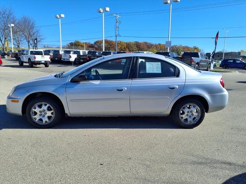 2005 Dodge Neon SXT