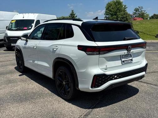 2025 Volkswagen Tiguan 2.0T SE R-Line Black 4MOTION