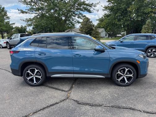 2025 Volkswagen Tiguan 2.0T SE