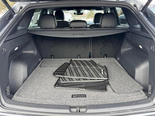 2024 Volkswagen Atlas Cross Sport 2.0T SEL