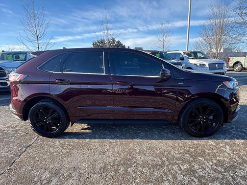 2022 Ford Edge ST Line