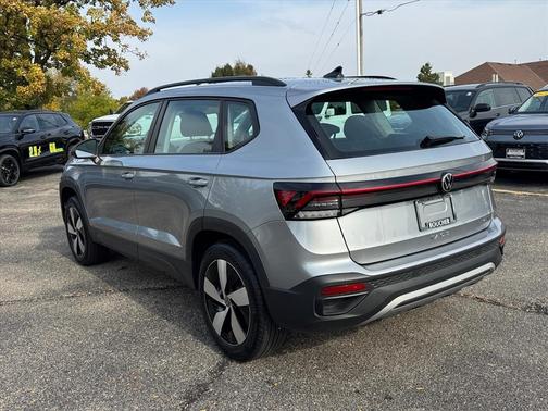 2025 Volkswagen Taos 1.5T S