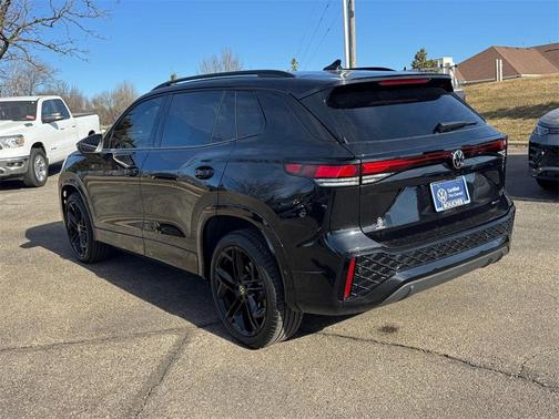 2025 Volkswagen Tiguan 2.0T SE R-Line Black 4MOTION