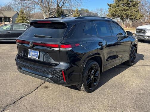 2025 Volkswagen Tiguan 2.0T SE R-Line Black 4MOTION