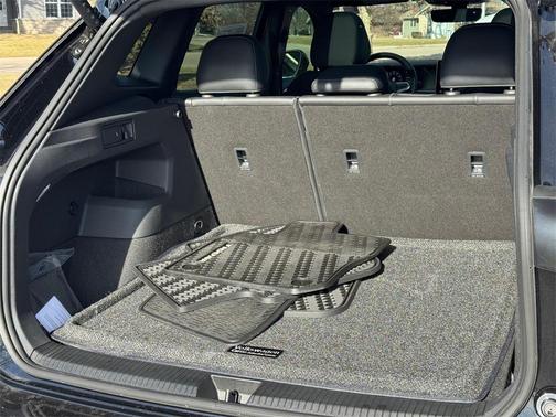 2025 Volkswagen Tiguan 2.0T SE R-Line Black 4MOTION