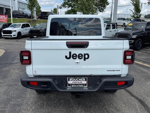 2025 Jeep Gladiator High Tide