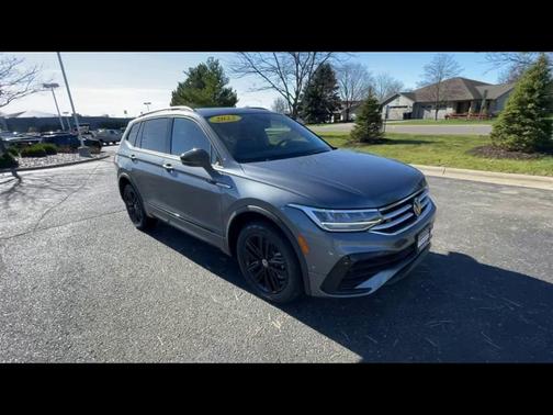 2022 Volkswagen Tiguan 2.0T SE R-Line Black 4MOTION