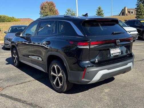 2025 Volkswagen Tiguan 2.0T SE 4MOTION