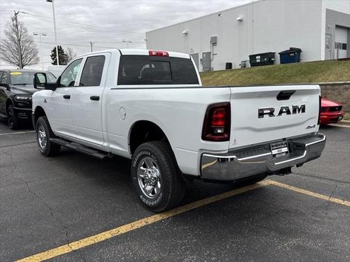 2025 RAM 2500 Tradesman Crew Cab 4x4 6'4' Box