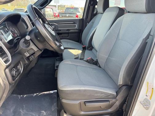 2022 RAM 2500 Big Horn Crew Cab 4x4 6'4' Box