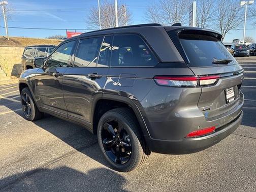 2025 Jeep Grand Cherokee Limited X
