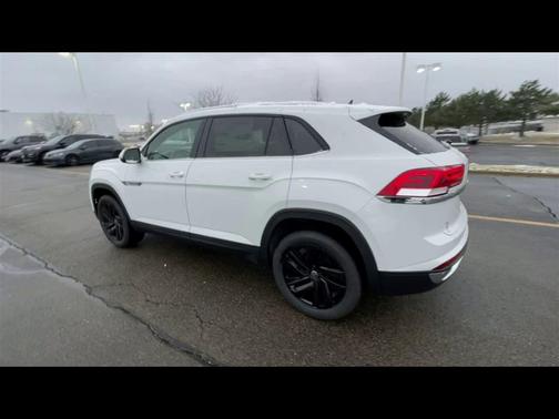 2023 Volkswagen Atlas Cross Sport 2.0T SE w/Technology 4MOTION