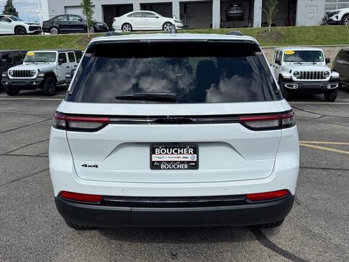 2025 Jeep Grand Cherokee Altitude