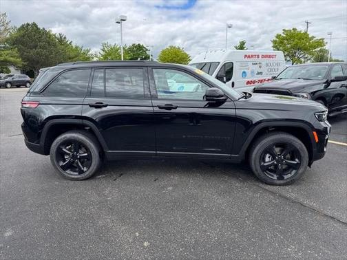 2025 Jeep Grand Cherokee Altitude