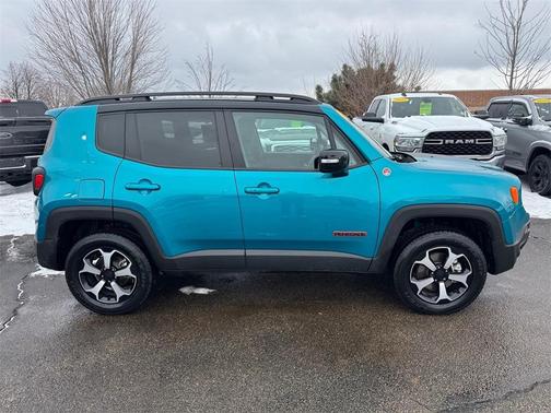 2022 Jeep Renegade Trailhawk