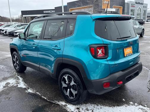 2022 Jeep Renegade Trailhawk