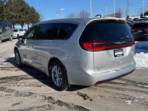 2026 Chrysler Pacifica L