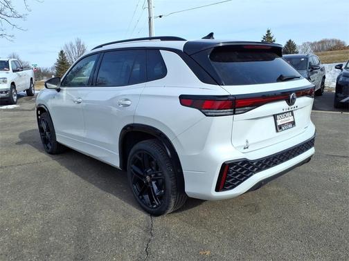 2026 Volkswagen Tiguan 2.0T SE R-Line Black 4MOTION