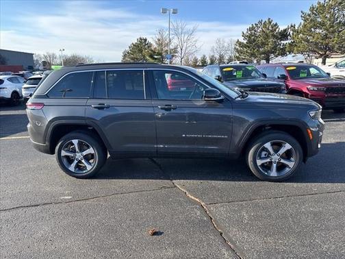 2025 Jeep Grand Cherokee Limited X