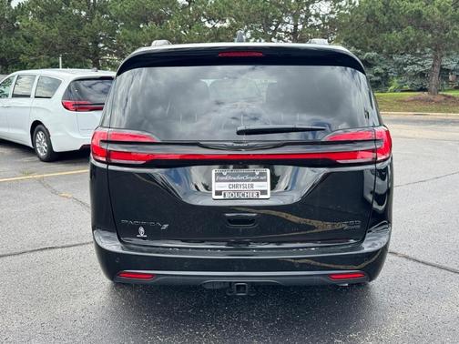2026 Chrysler Pacifica Limited