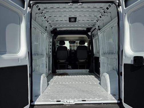 2026 RAM ProMaster 2500 Tradesman