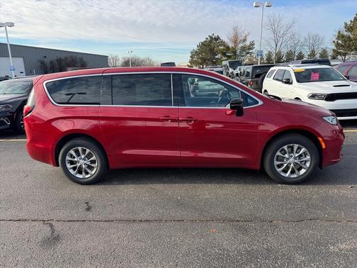 2026 Chrysler Pacifica Limited
