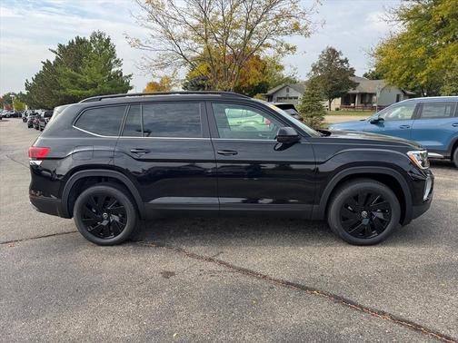2026 Volkswagen Atlas 2.0T SE w/Technology 4MOTION