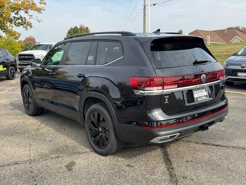 2026 Volkswagen Atlas 2.0T SE w/Technology 4MOTION