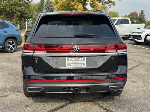 2026 Volkswagen Atlas 2.0T SE w/Technology 4MOTION