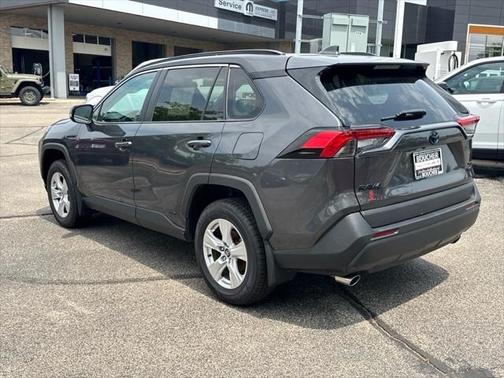 2020 Toyota RAV4 Hybrid XLE
