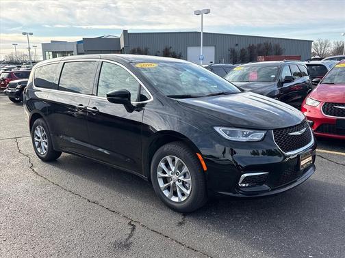 2026 Chrysler Pacifica L