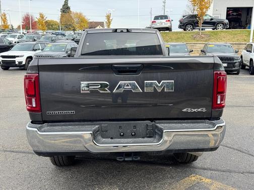 2026 RAM 2500 Big Horn Crew Cab 4x4 8' Box